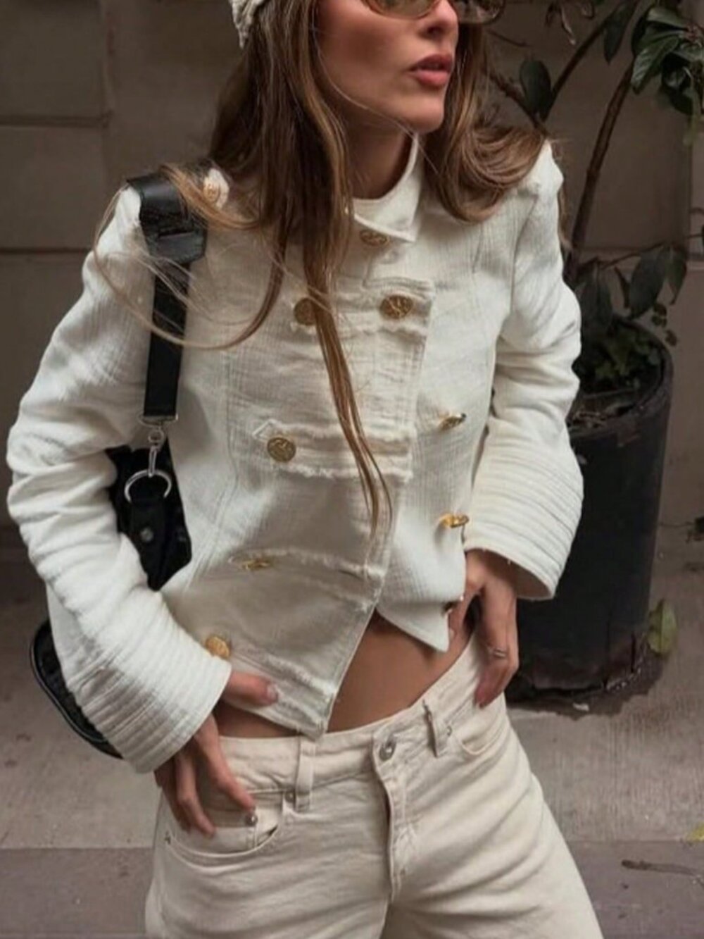 White Casual Women's Elegant Gold-Plated Button Jacket - Picture 5 of 10